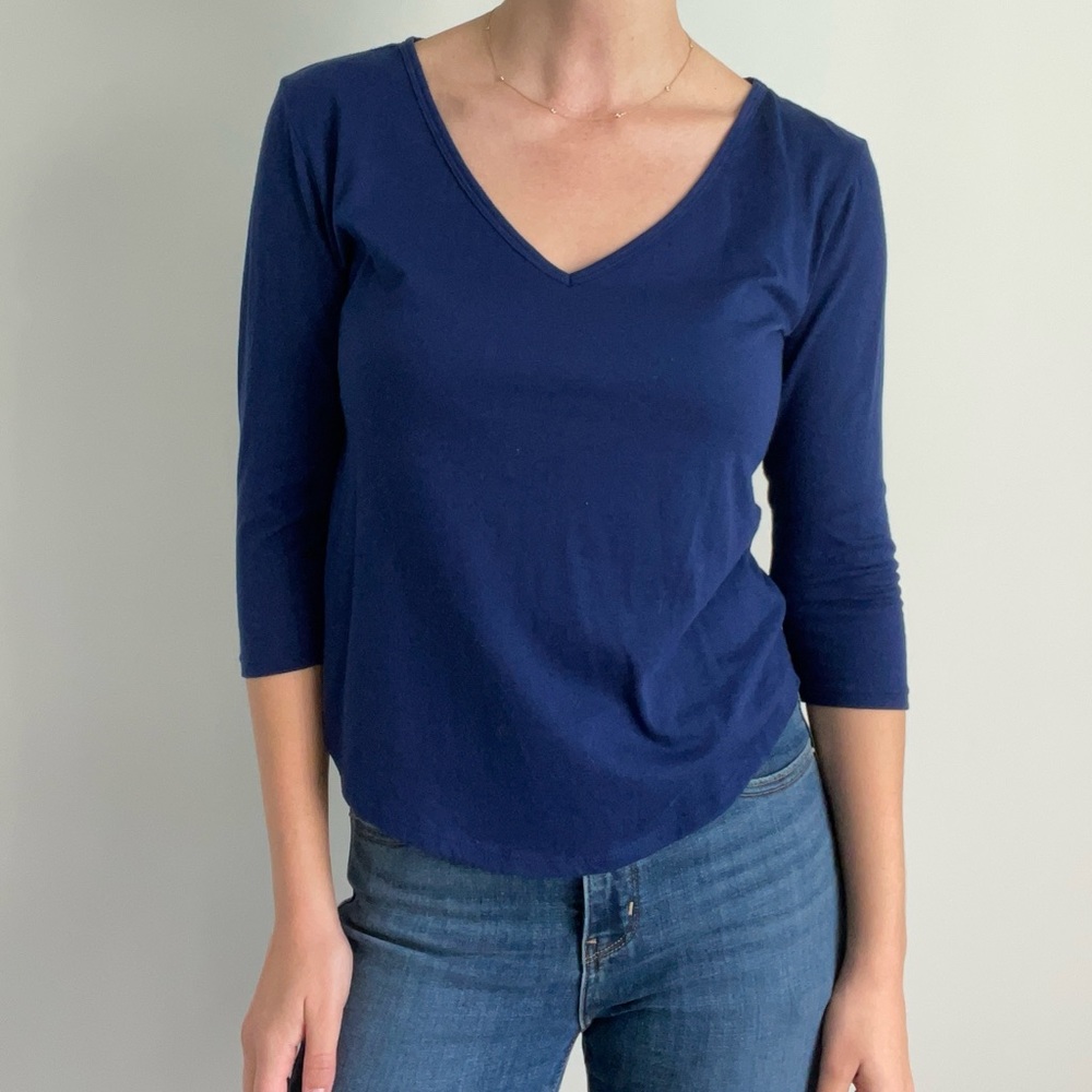 Victoria’s Secret Long Sleeve V Neck Top Navy Cotton Blend XS